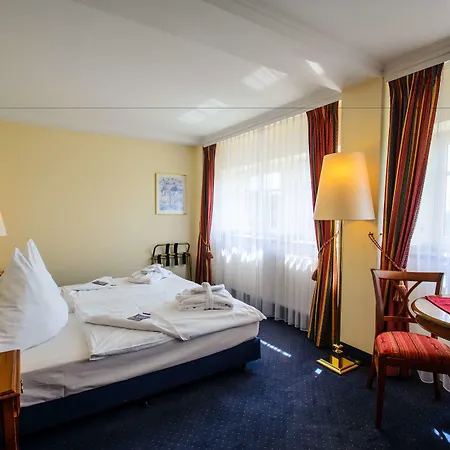 Naturhotel Sachsenbaude - Indoor-pool & Outdoor-whirlpool Hotell Oberwiesenthal