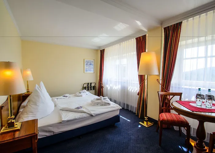 Naturhotel Sachsenbaude - Indoor-pool & Outdoor-whirlpool فندق كورورت اوبرويسنثا