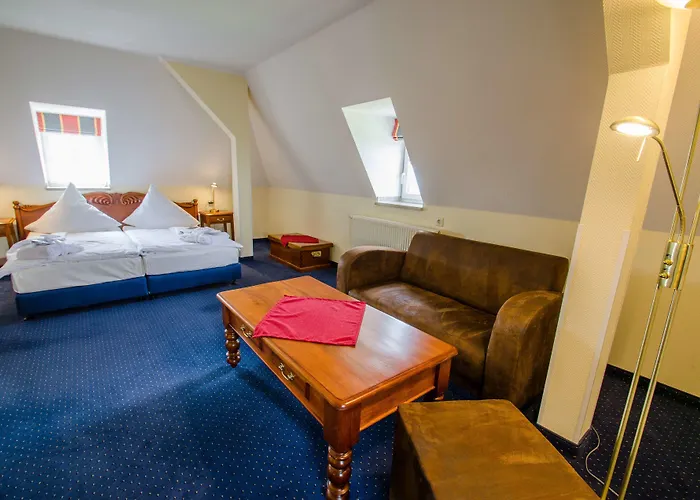 Naturhotel Sachsenbaude - Indoor-pool & Outdoor-whirlpool فندق